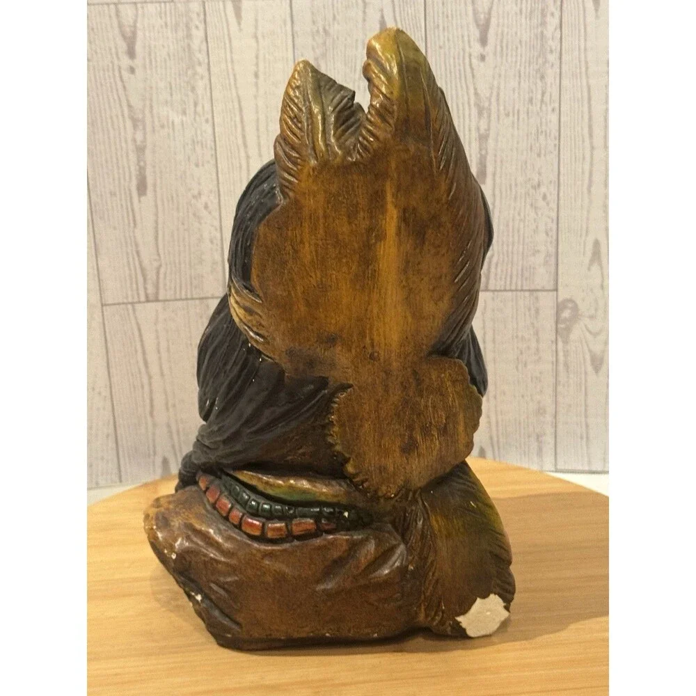 VTG 1966 Universal Statuary Corp. 10.5